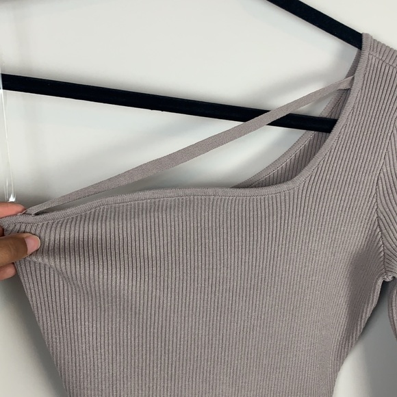 One Shoulder LongSleeve Stretch Ribbed Romper Gray - Picture 4 of 5